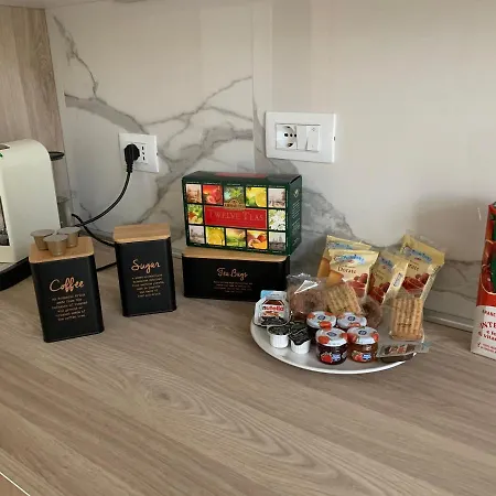 Nuovissimo E Elegante Apartamento Turín