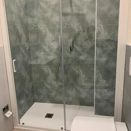Nuovissimo E Elegante Appartement